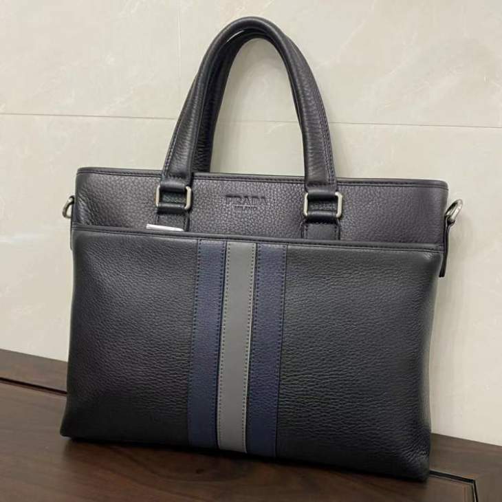 Picture of Prada Handbags _SKUfw241656236fw